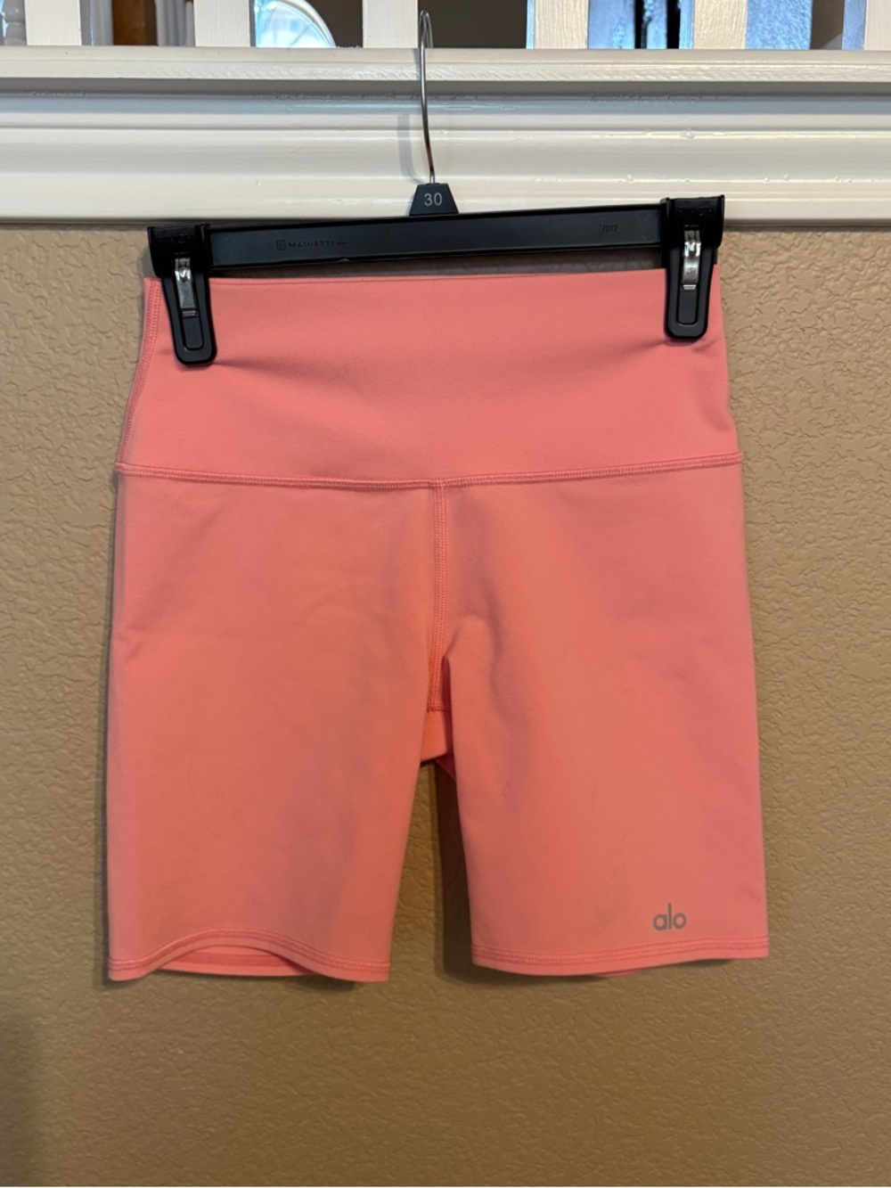 ALO Yoga Coral/Peach High-Rise Bike Shorts
